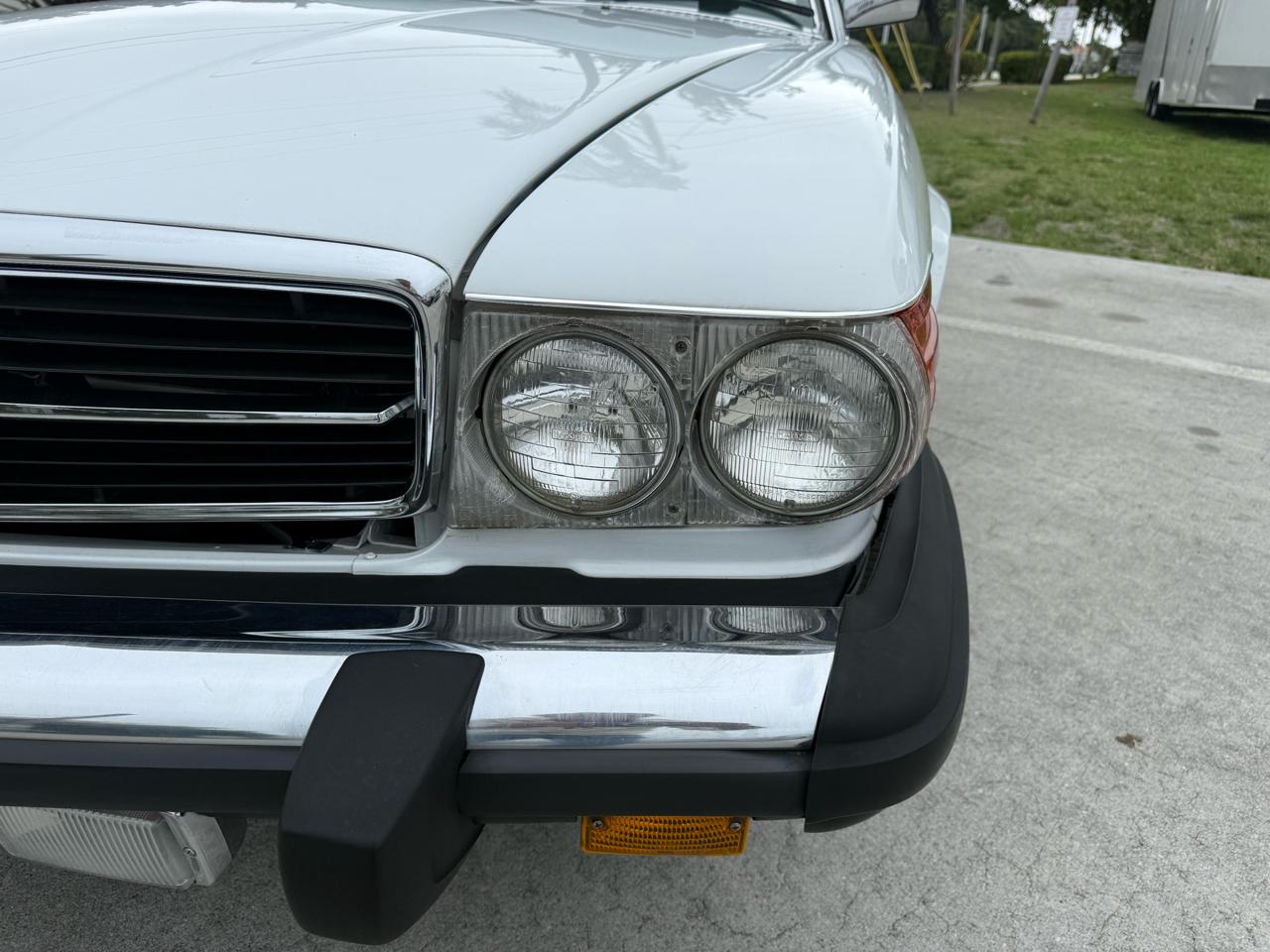 Mercedes-Benz 560 SL coupe 1989