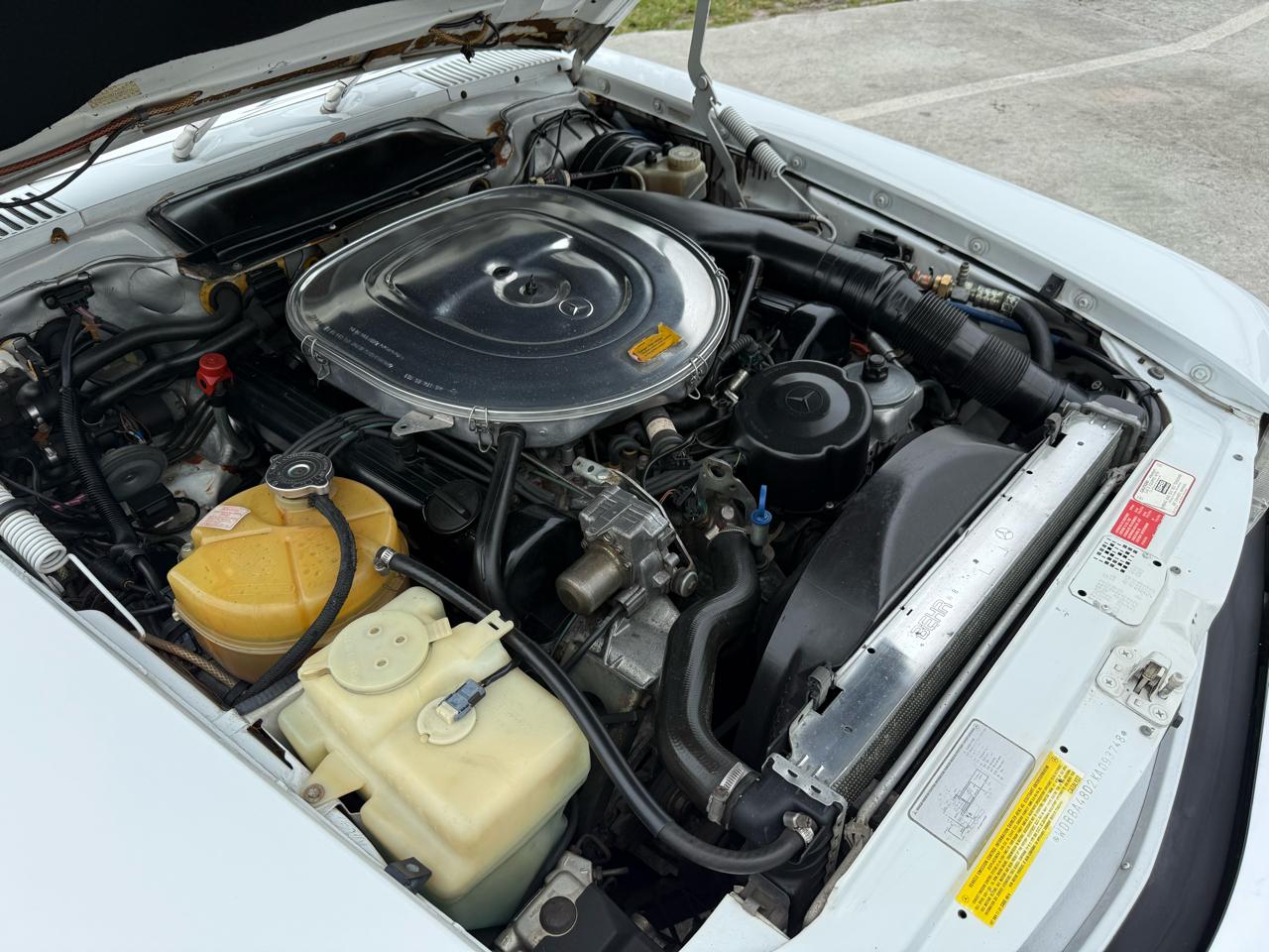 Mercedes-Benz 560 SL coupe 1989