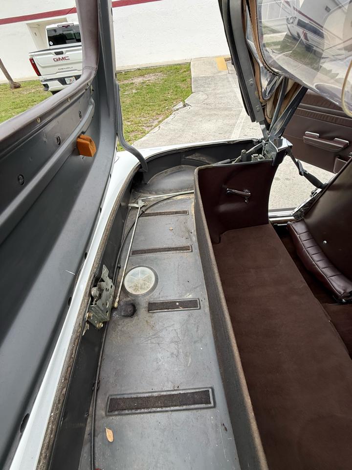 Mercedes-Benz 560 SL coupe 1989