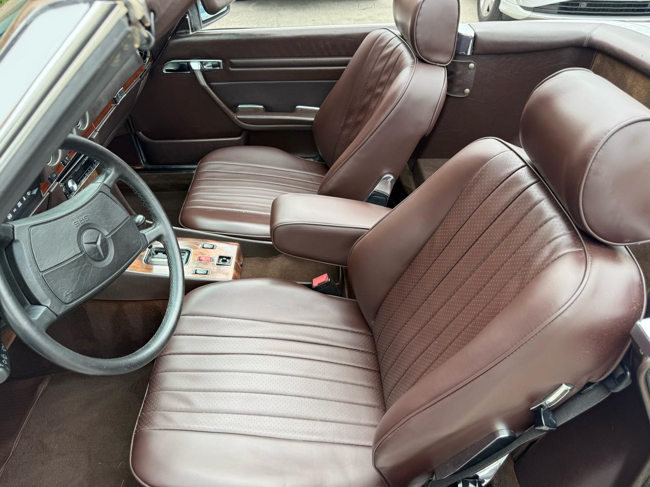 Mercedes-Benz 560 SL coupe 1989