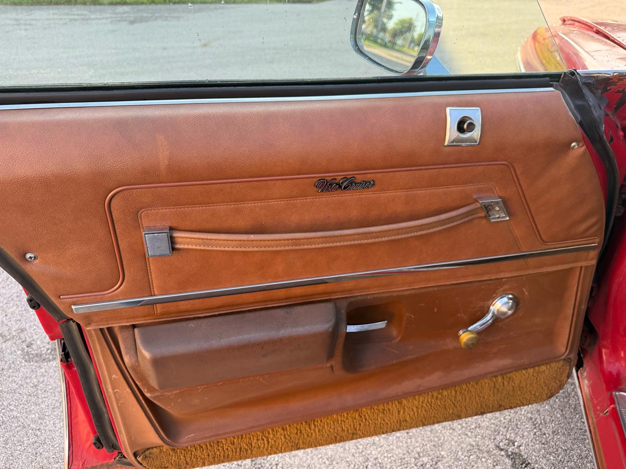 Oldsmobile Vista  1975