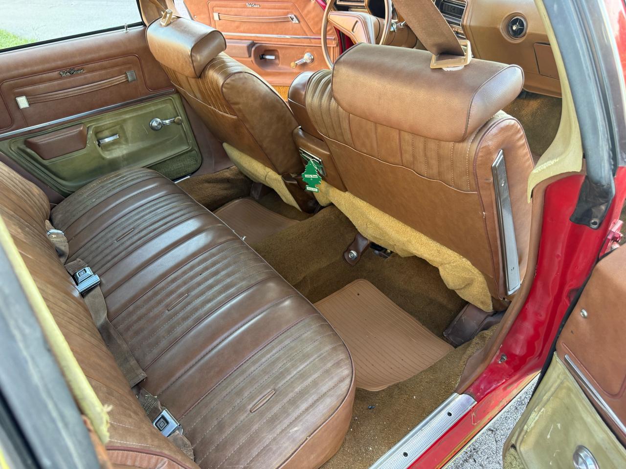 Oldsmobile Vista  1975
