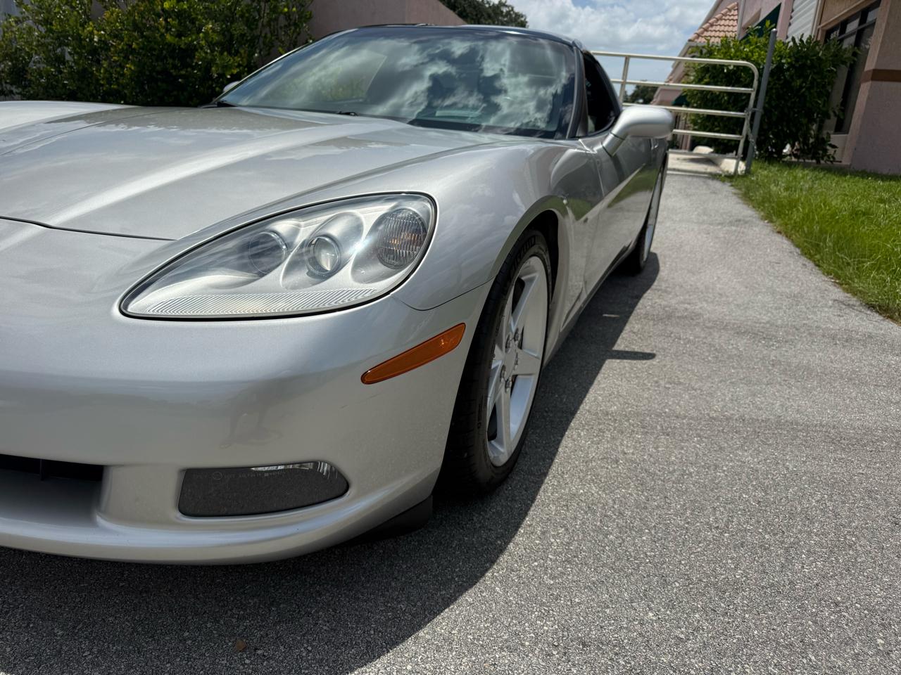 Chevrolet Corvette Coupe 2005