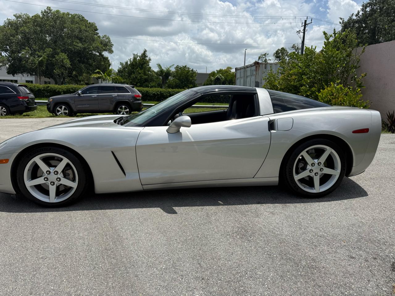 Chevrolet Corvette Coupe 2005