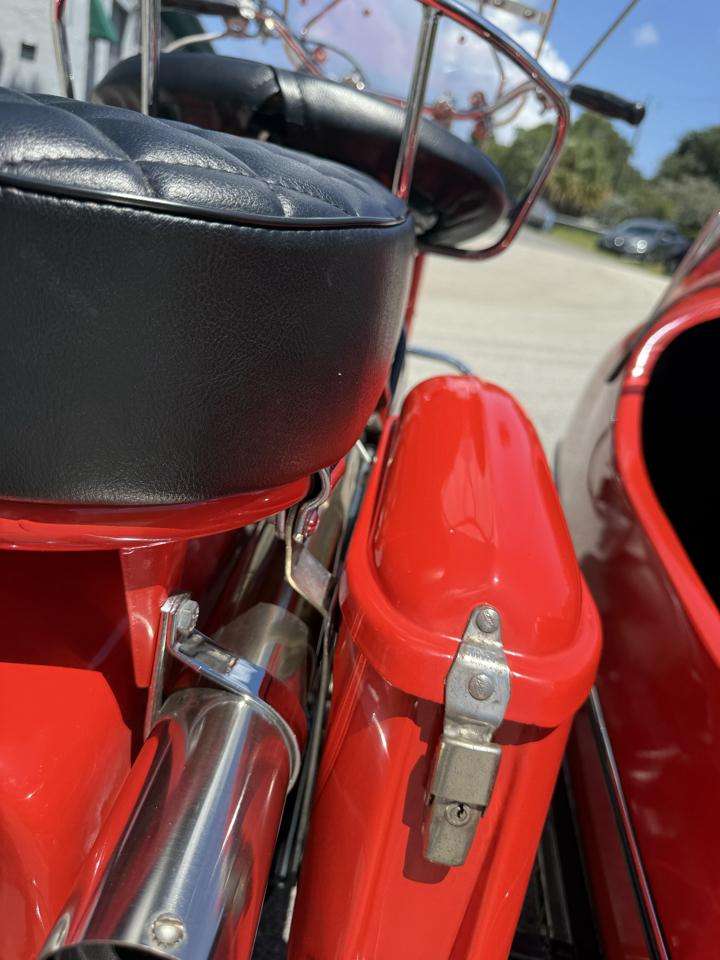 Cushman Scooter  1966