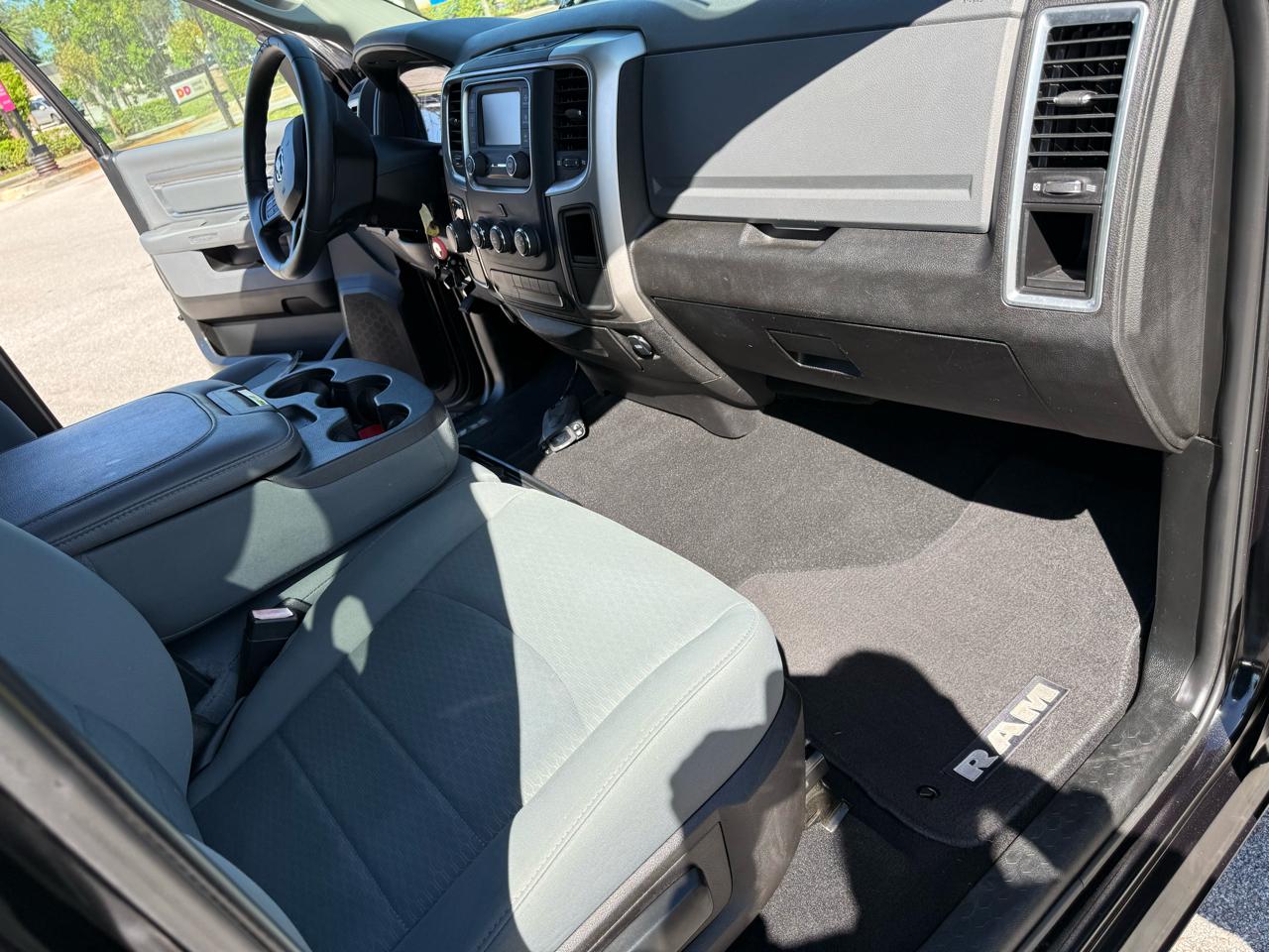 RAM 1500 Classic Tradesman Crew Cab LWB 2WD 2019