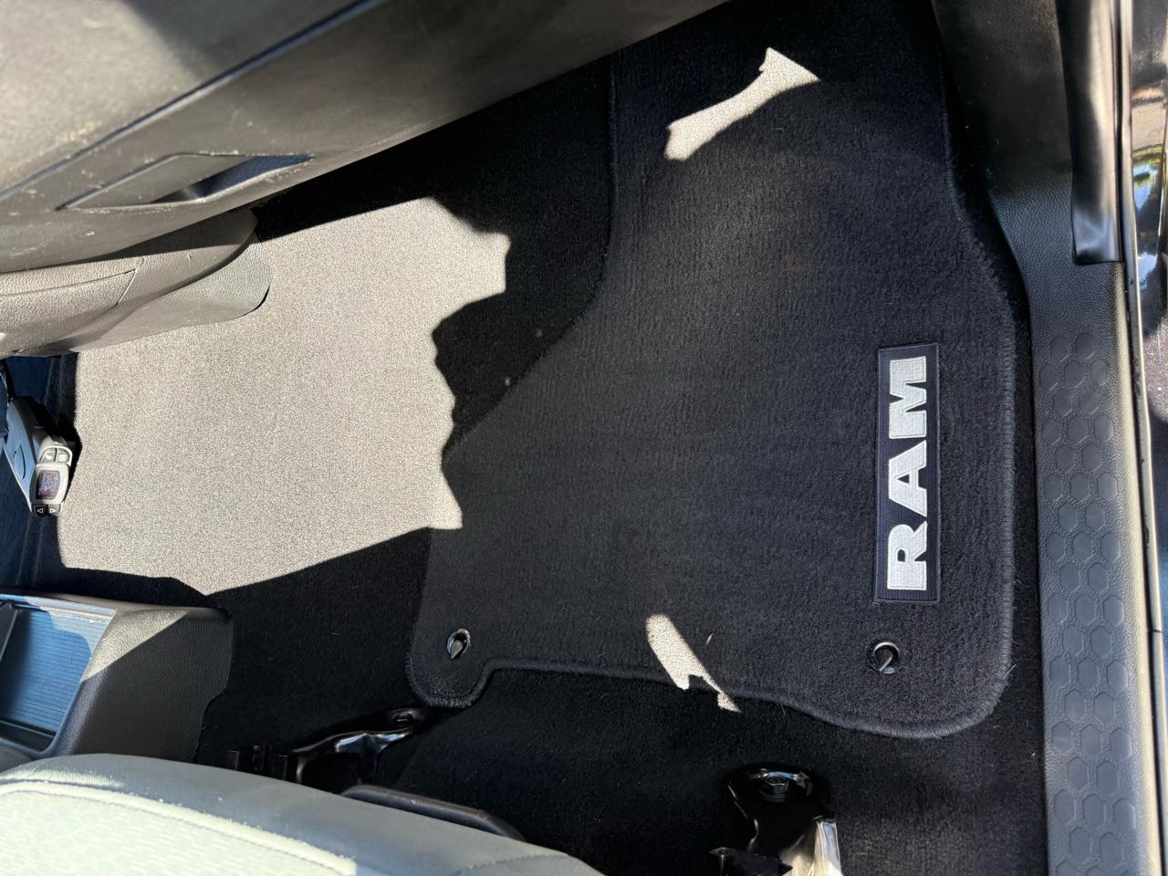 RAM 1500 Classic Tradesman Crew Cab LWB 2WD 2019