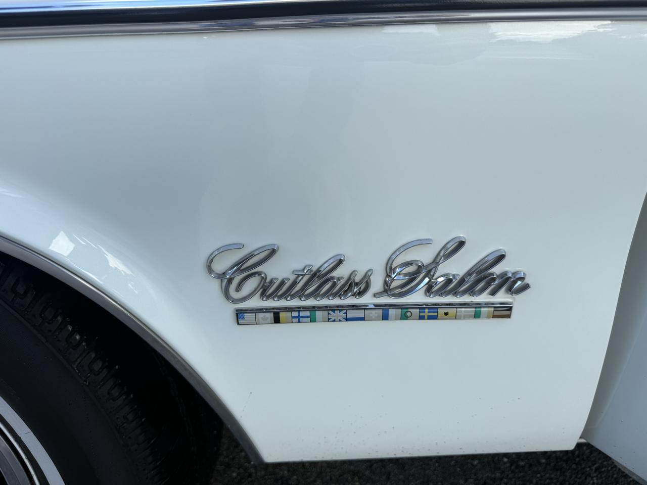 Oldsmobile Cutlass Salon 1975
