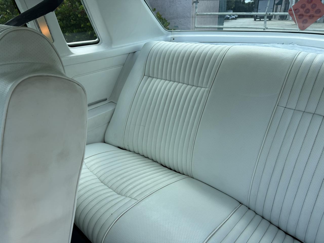 Oldsmobile Cutlass Salon 1975