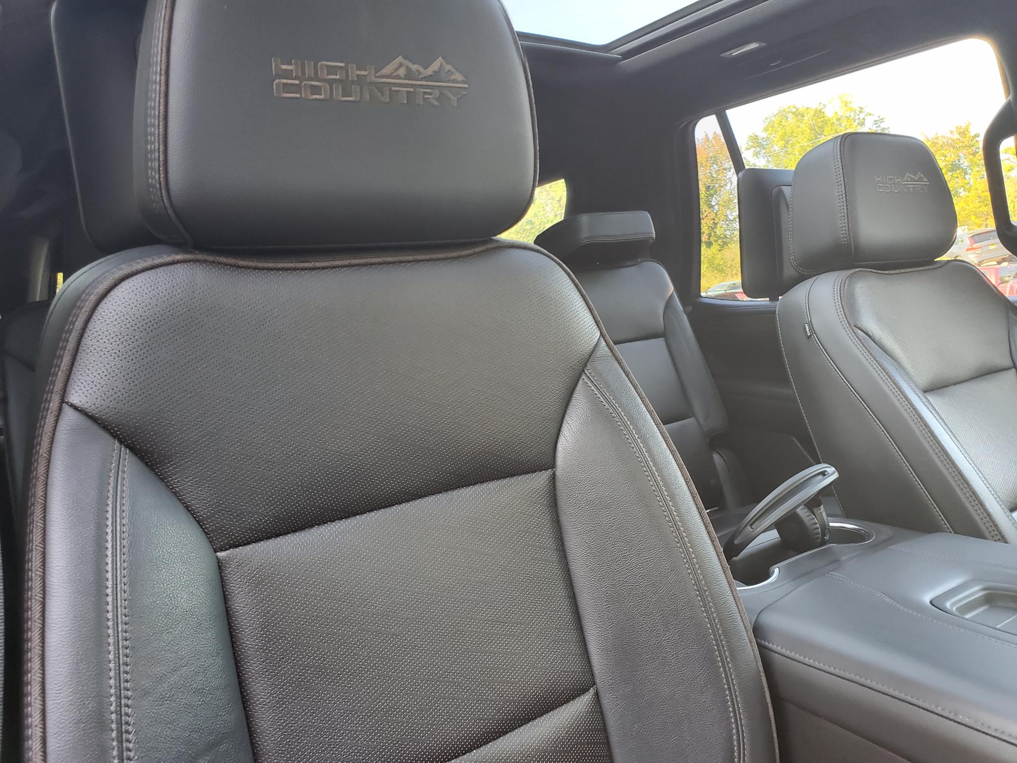 Chevrolet Tahoe  2021