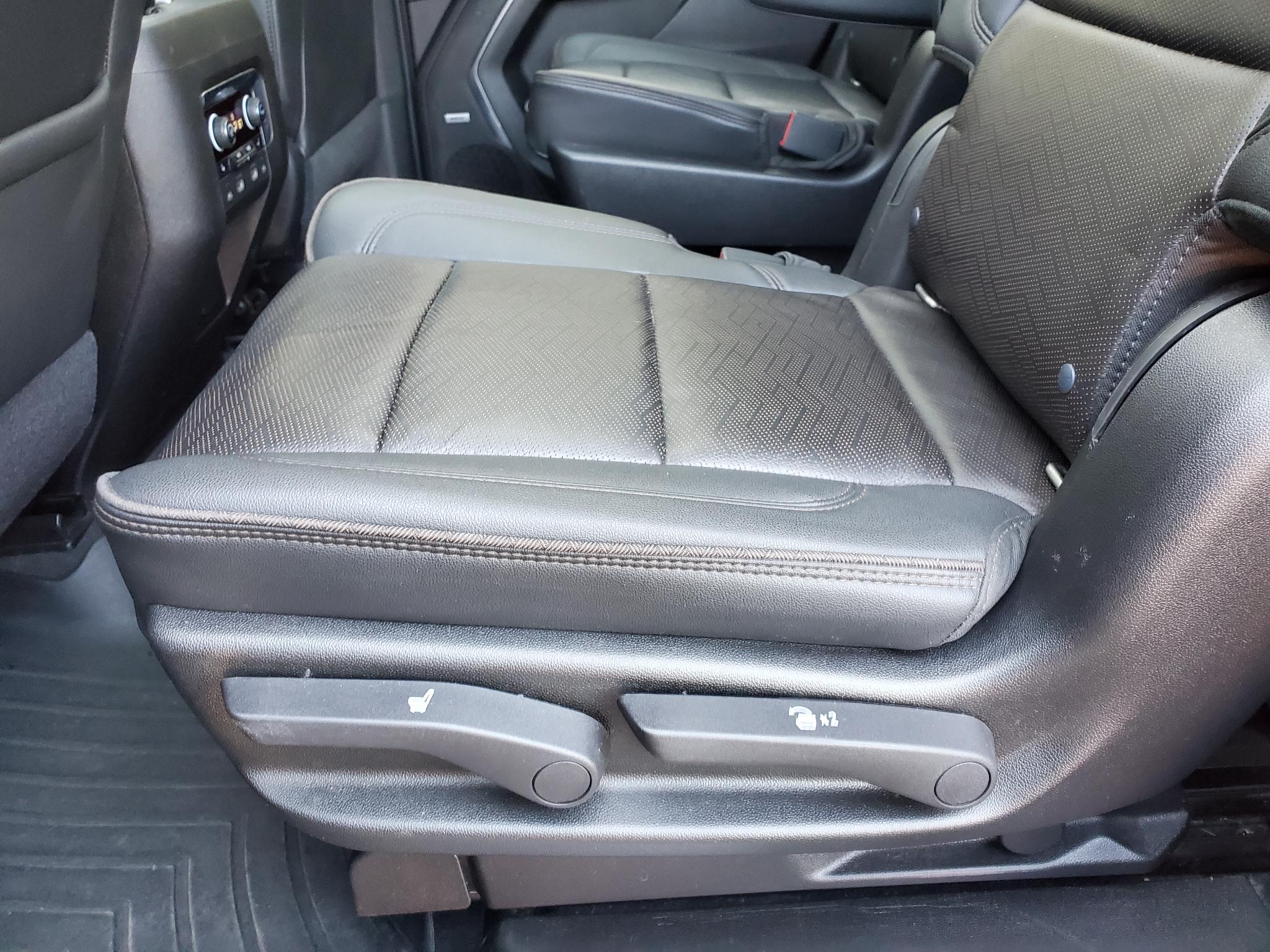 Chevrolet Tahoe  2021