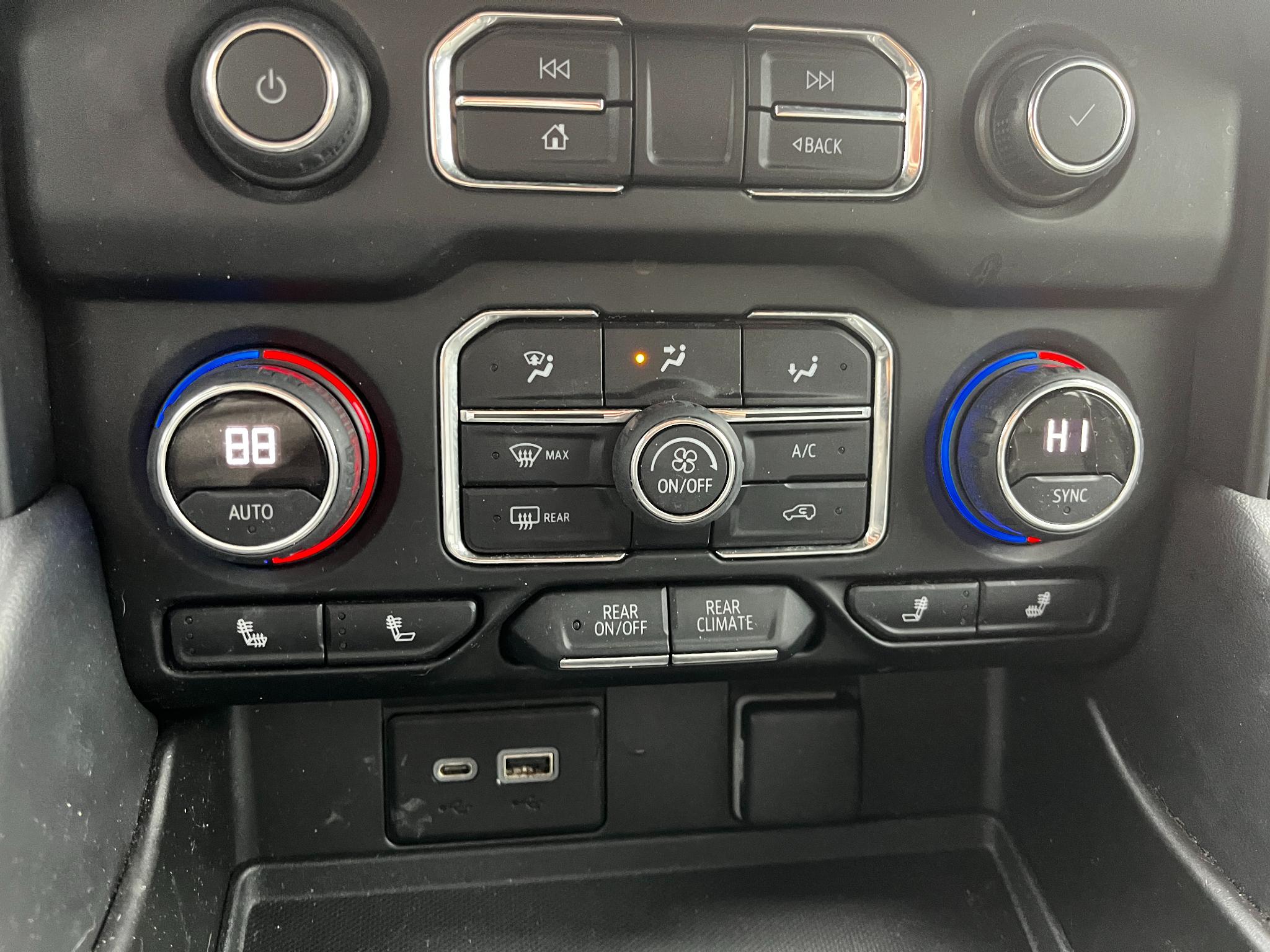 Chevrolet Tahoe 4WD 4dr Z71 2022