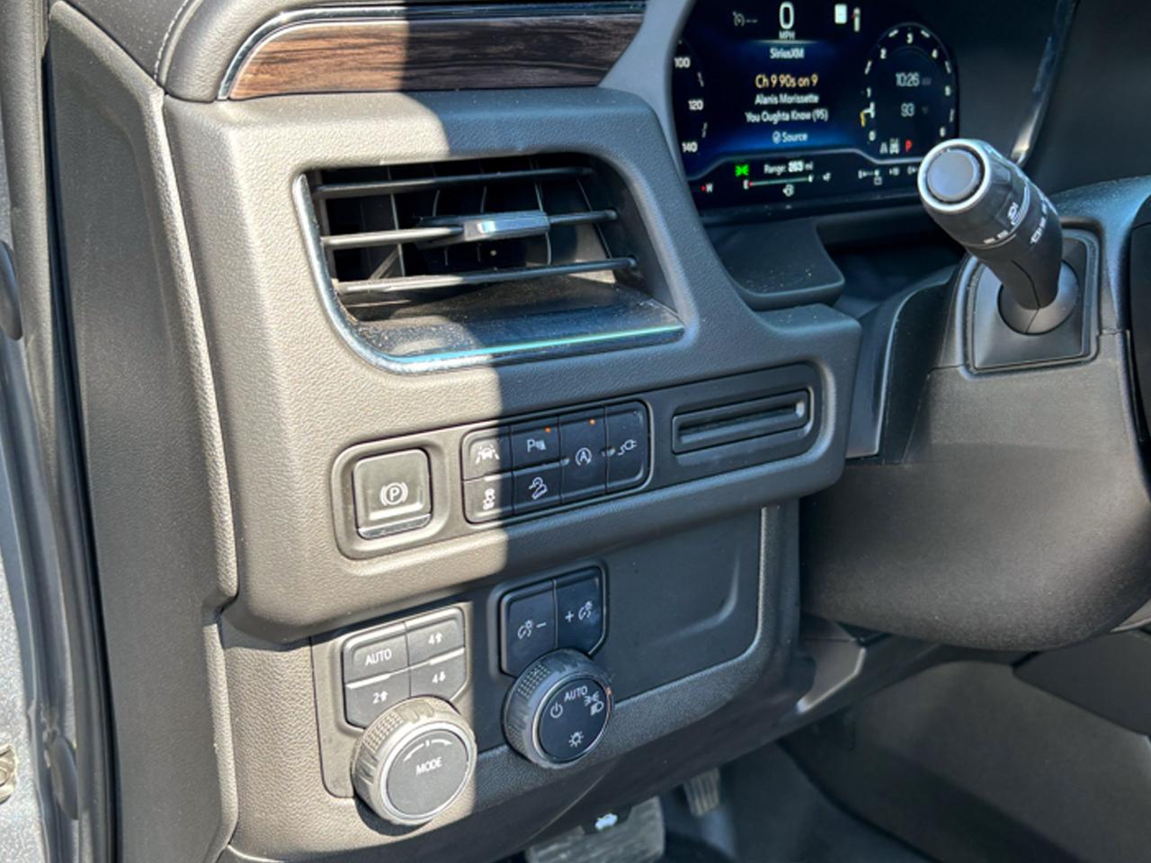 Chevrolet Tahoe 4WD 4dr Z71 2022