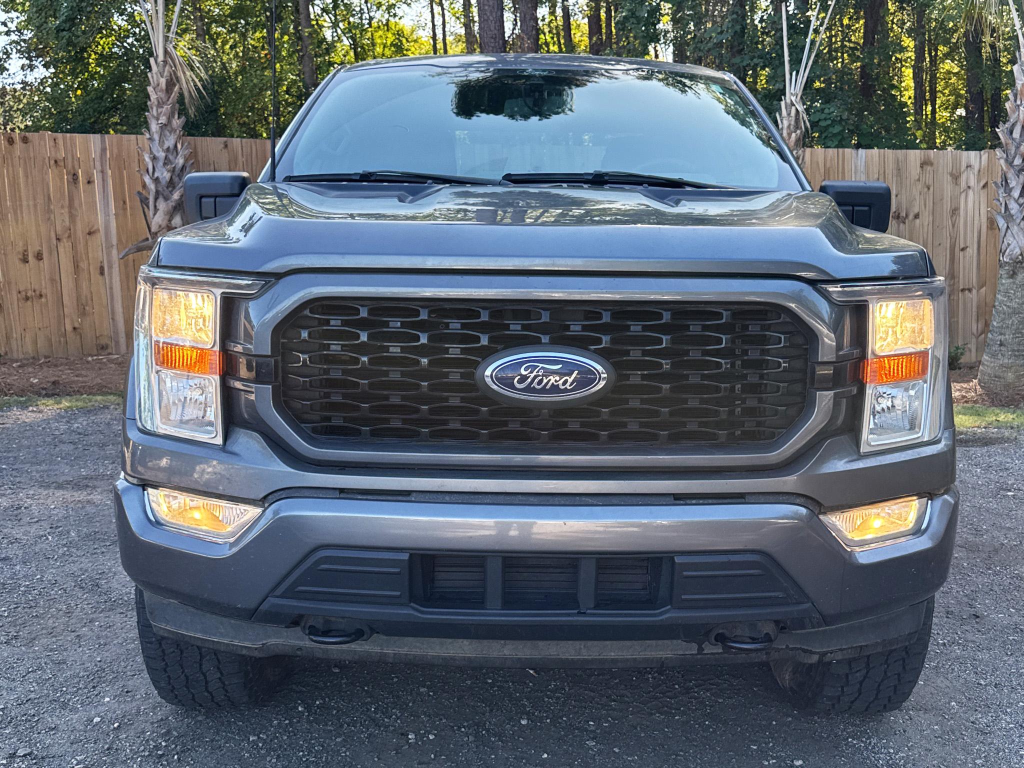 Ford F-150  2021