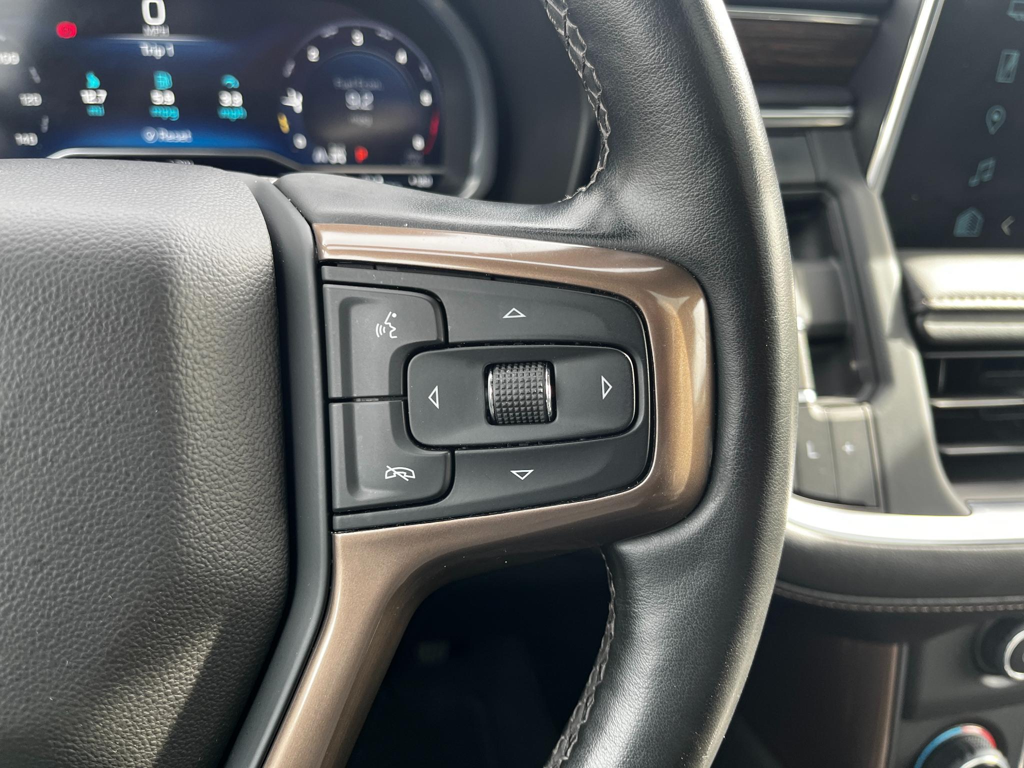 Chevrolet Suburban  2023