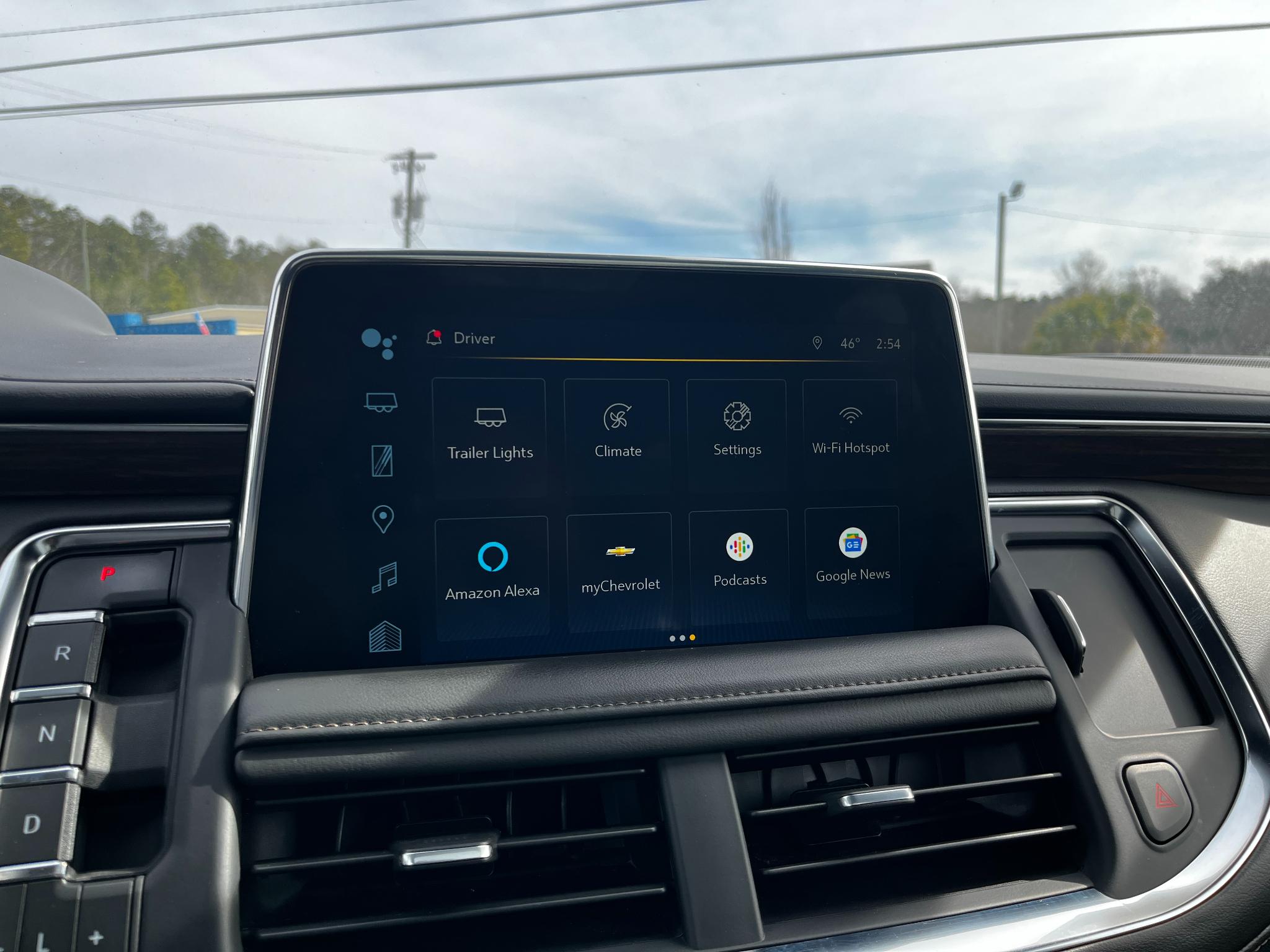 Chevrolet Suburban  2023