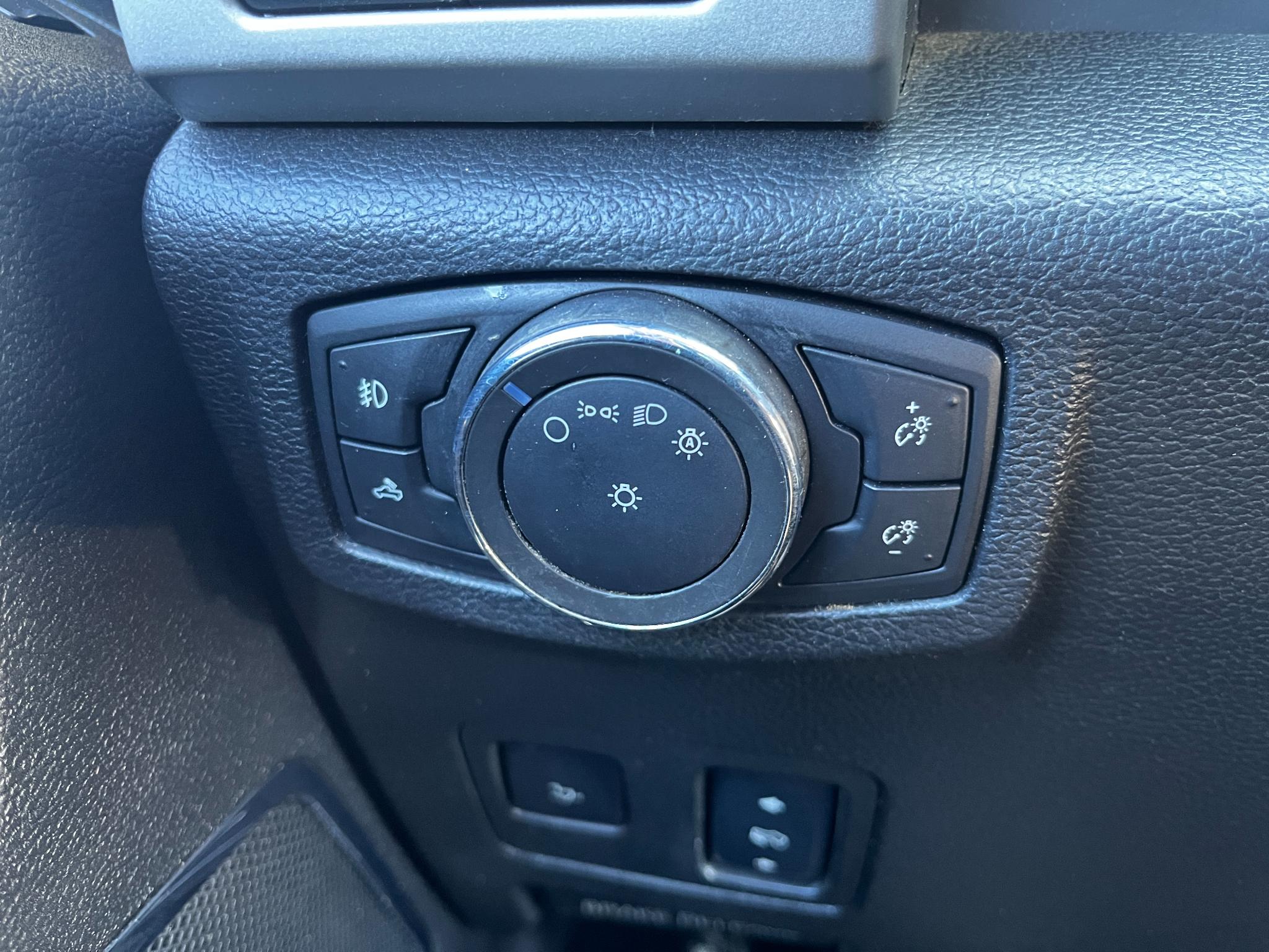 Ford Super Duty F-250 SRW  2017