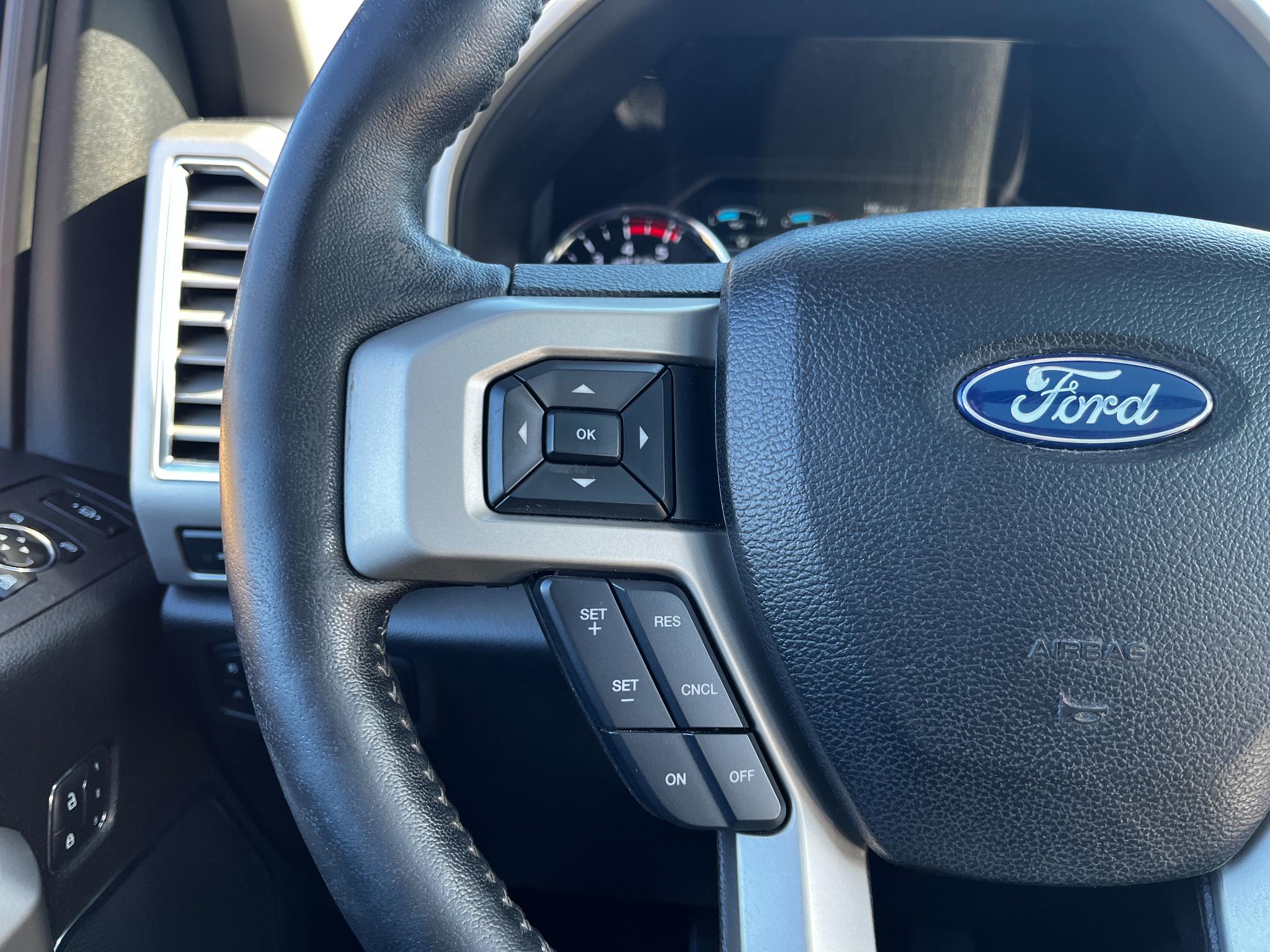 Ford Super Duty F-250 SRW  2017