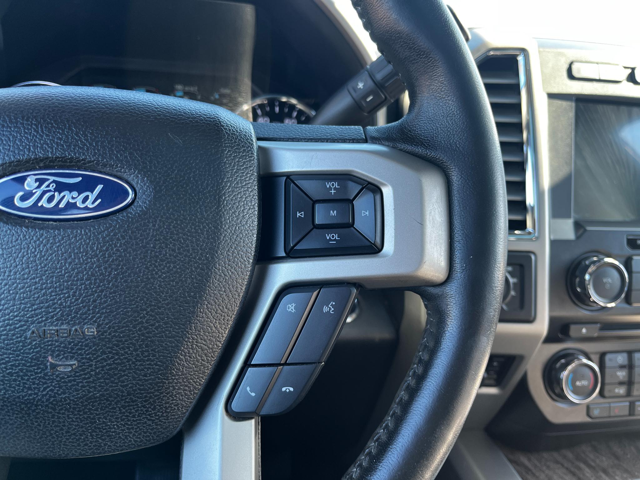 Ford Super Duty F-250 SRW  2017