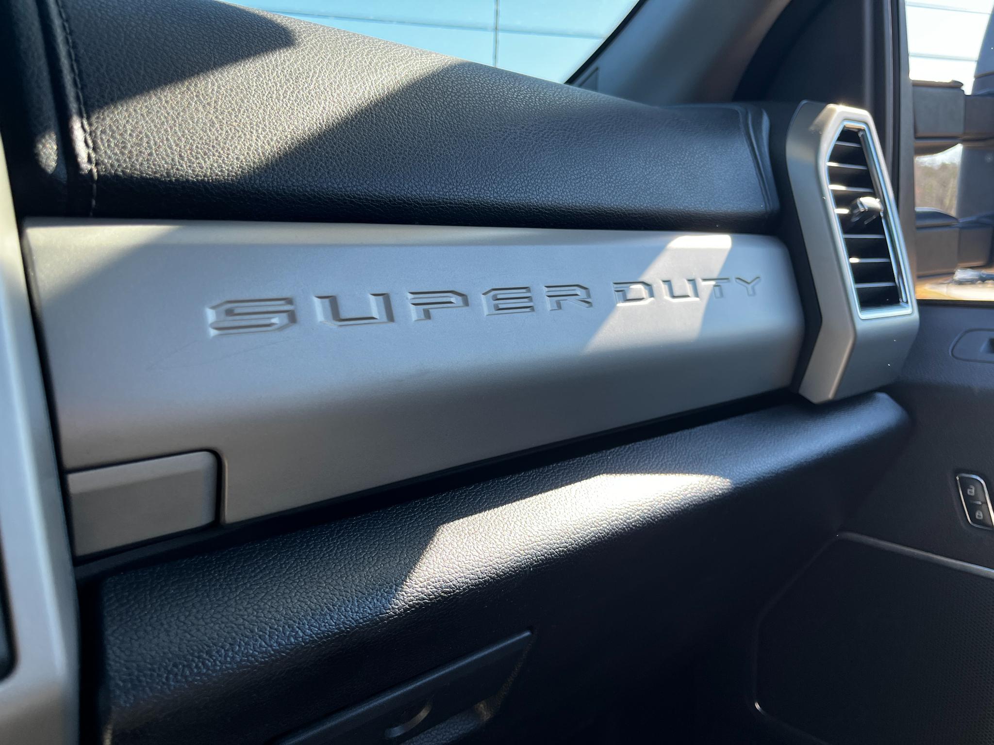 Ford Super Duty F-250 SRW  2017