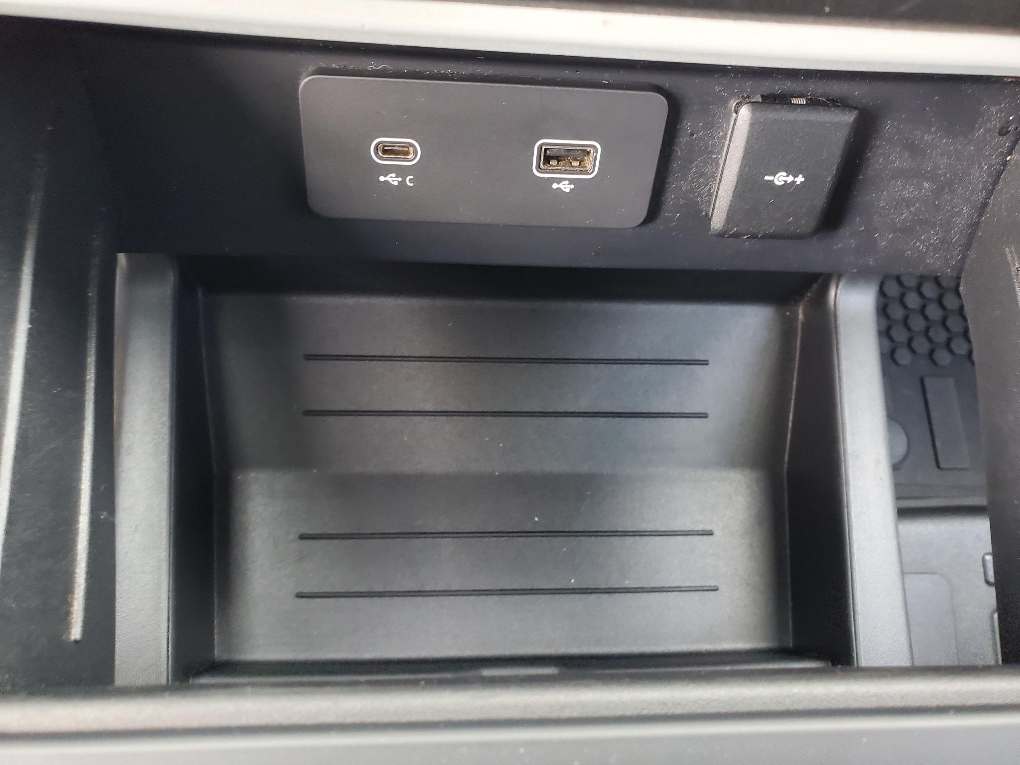 Land Rover Defender 110 SE AWD 2020