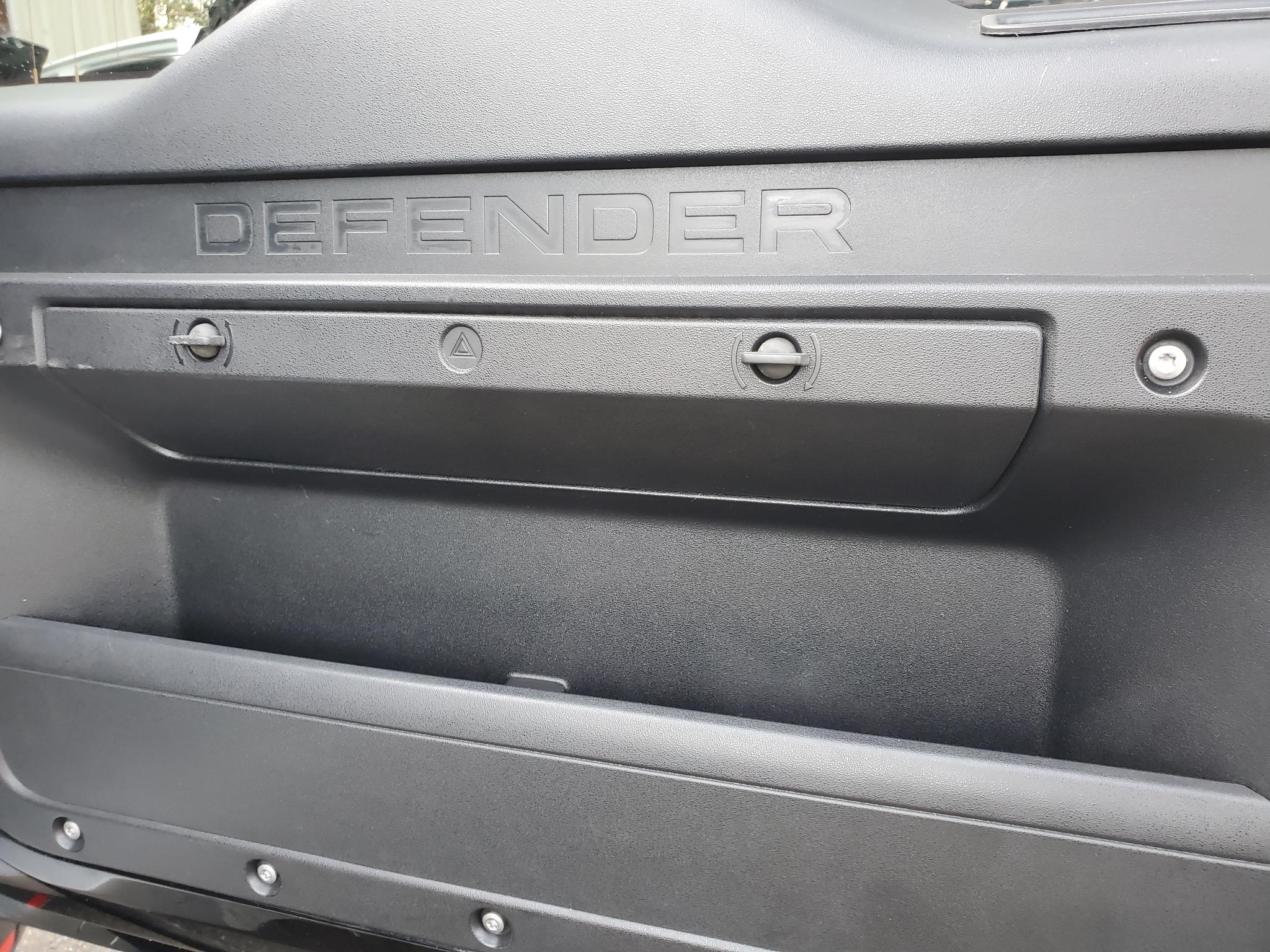 Land Rover Defender 110 SE AWD 2020