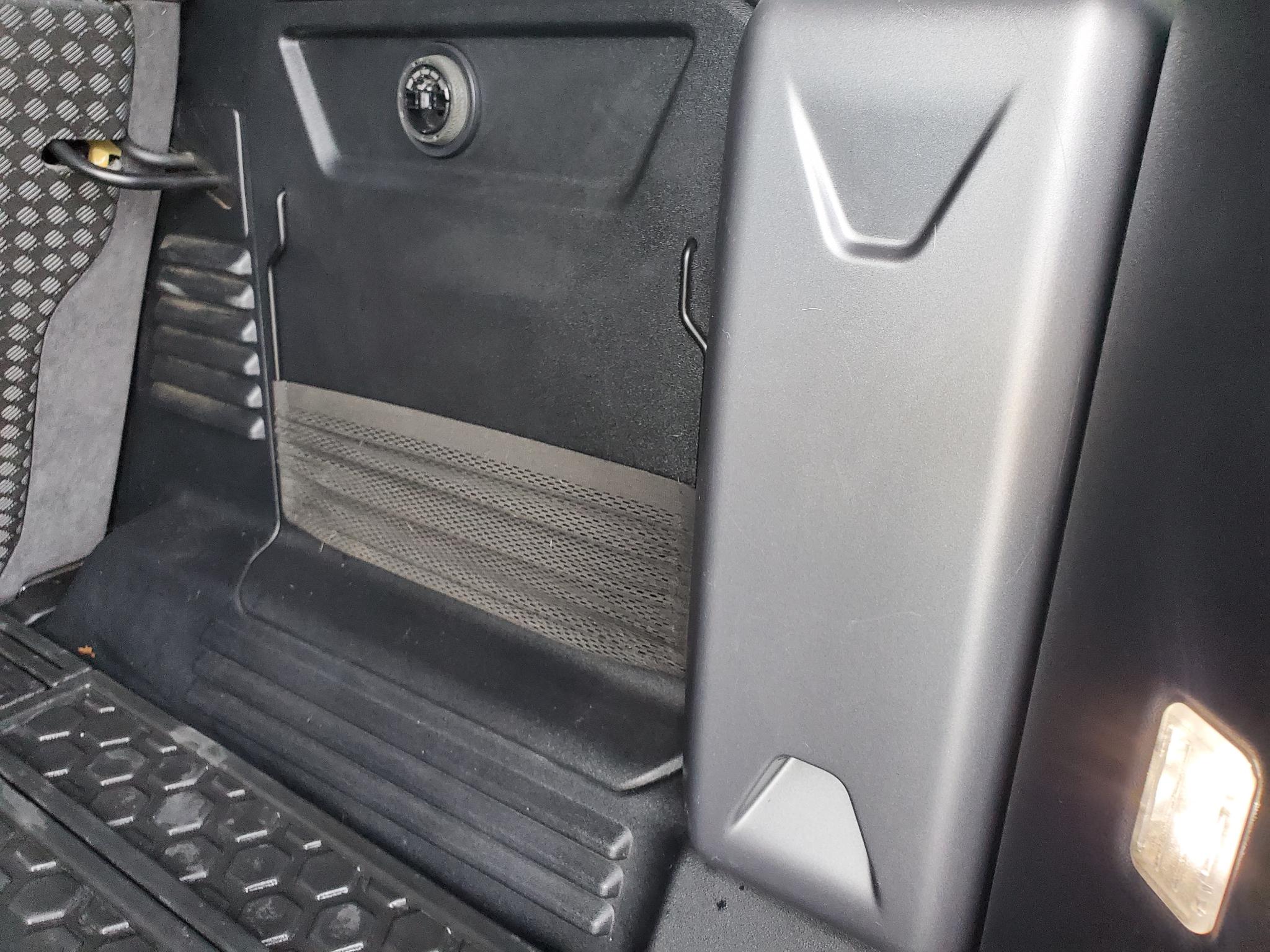 Land Rover Defender 110 SE AWD 2020