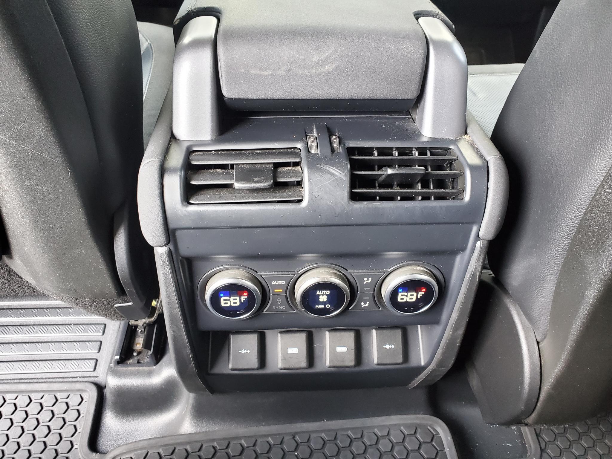 Land Rover Defender 110 SE AWD 2020