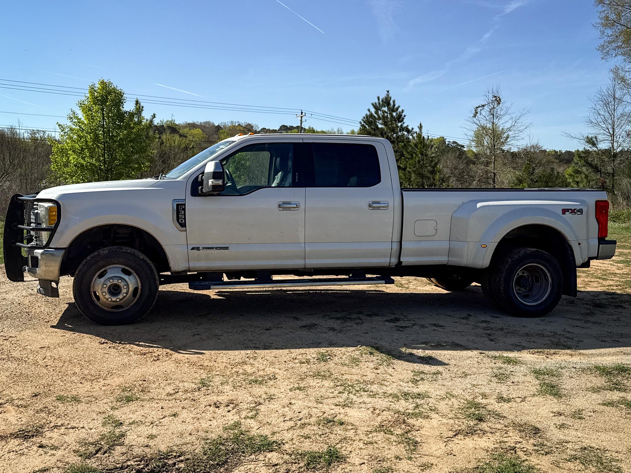 Ford Super Duty F-350 DRW  2017