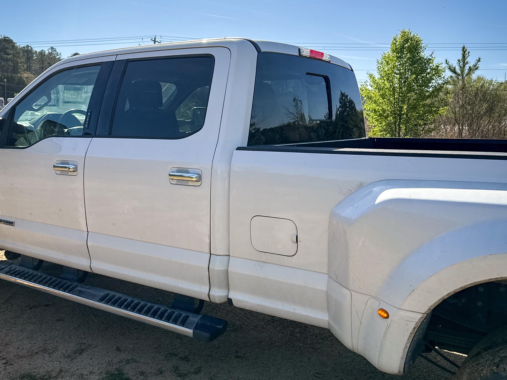 Ford Super Duty F-350 DRW  2017