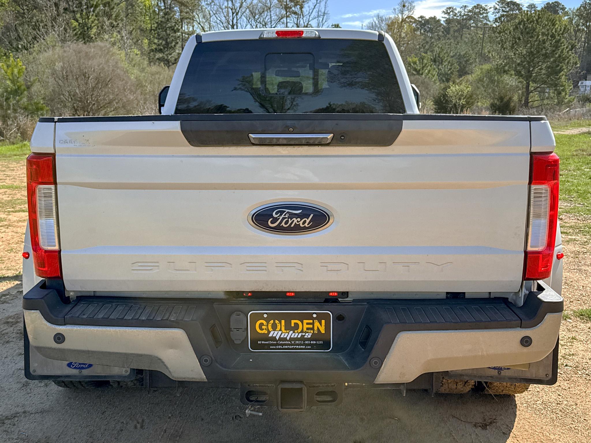 Ford Super Duty F-350 DRW  2017