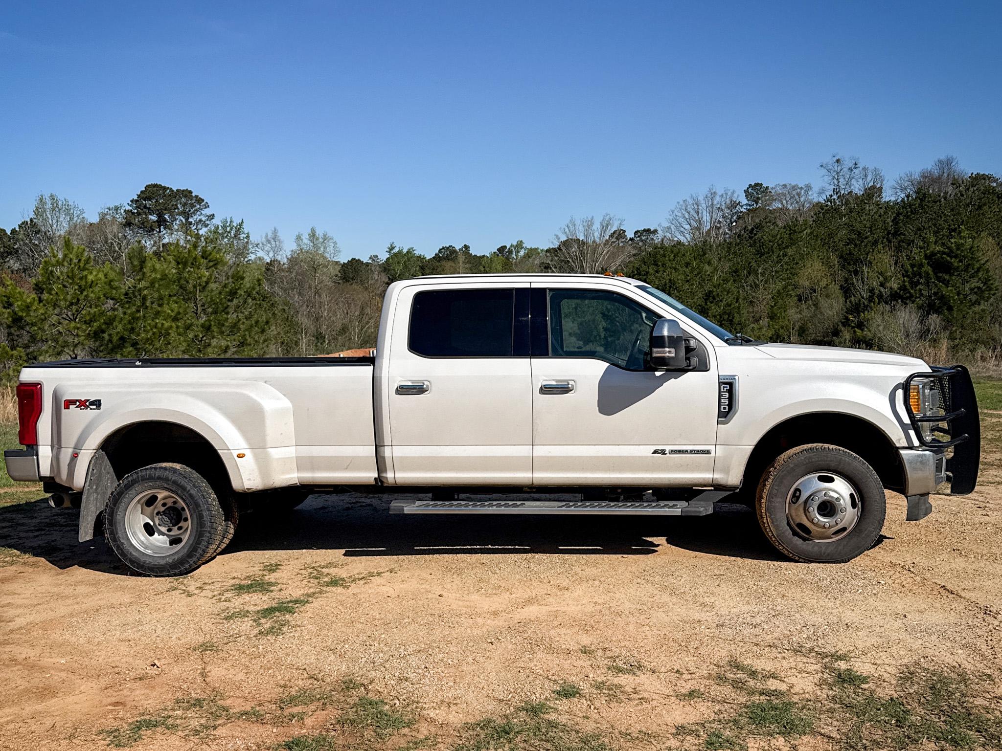 Ford Super Duty F-350 DRW  2017