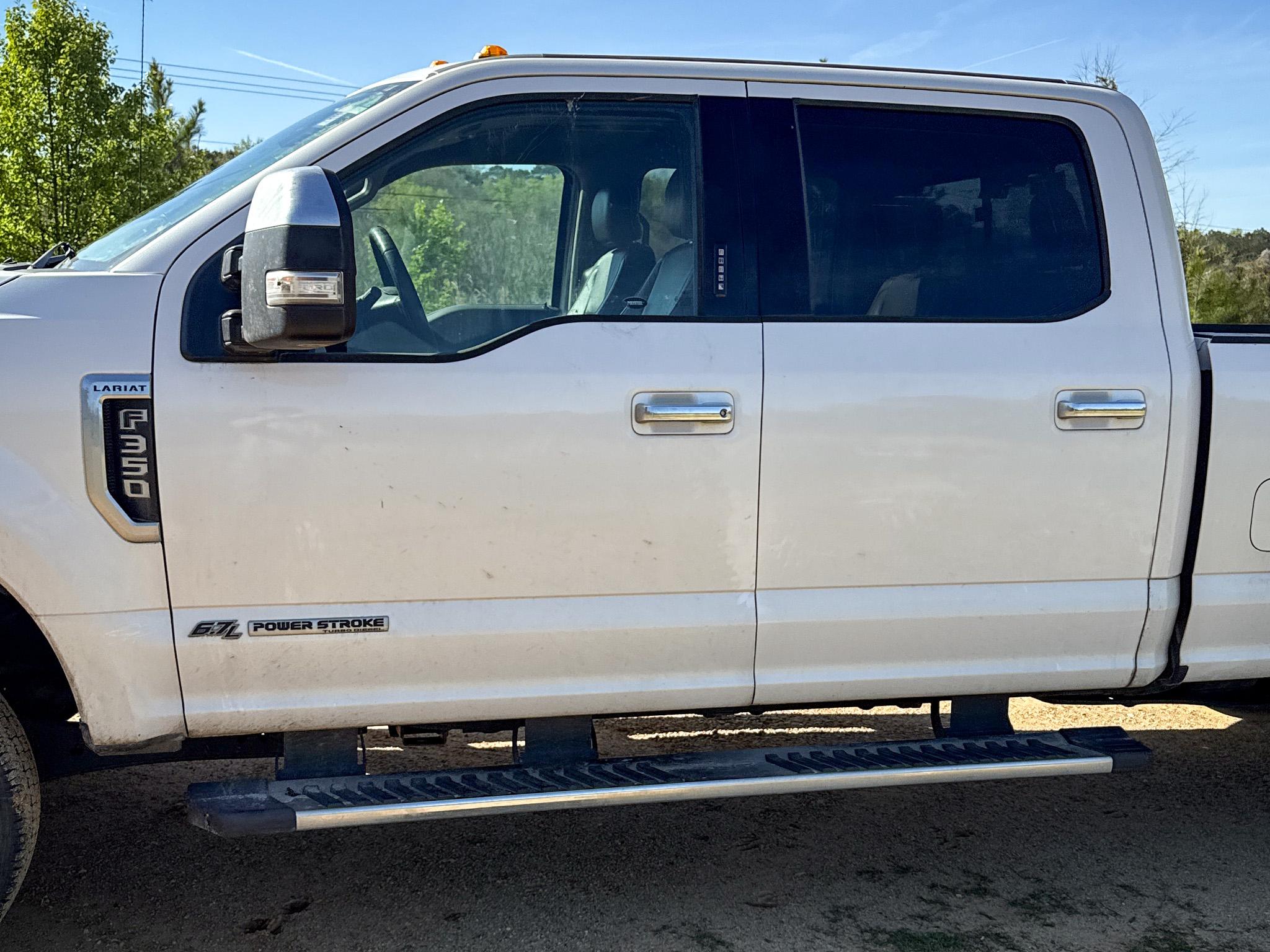 Ford Super Duty F-350 DRW  2017