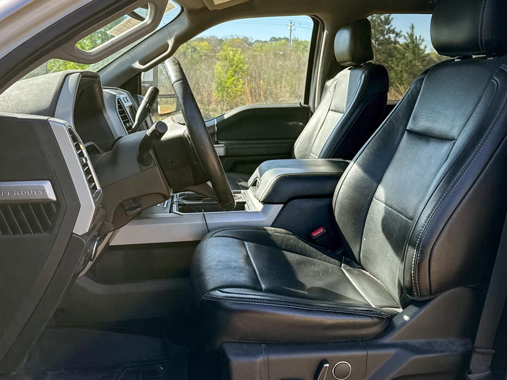 Ford Super Duty F-350 DRW  2017