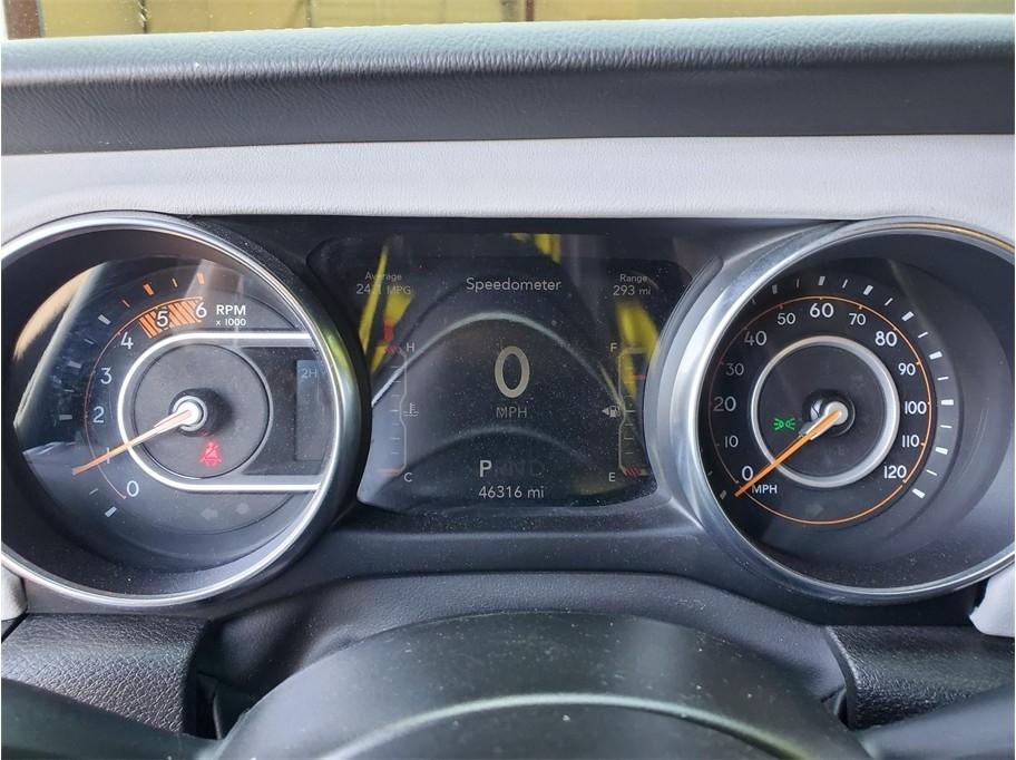 Jeep Wrangler  2022