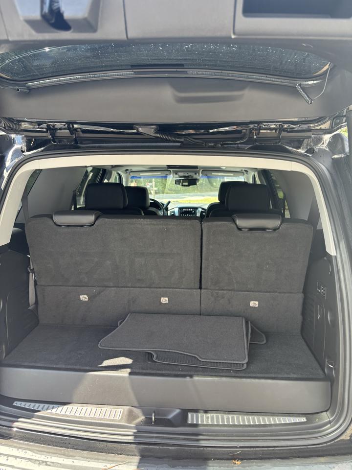 Chevrolet Tahoe  2018
