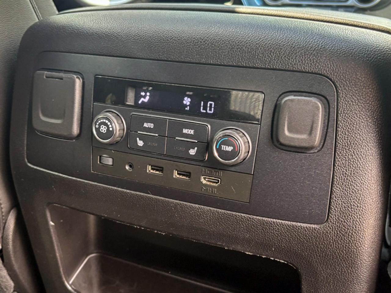 Chevrolet Tahoe  2018