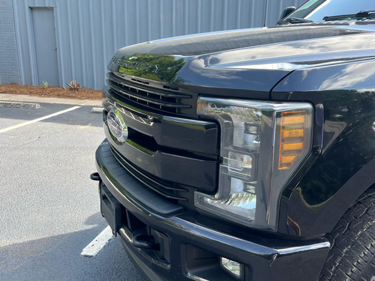Ford Super Duty F-250 SRW Lariat 4WD Crew Cab 6.75' Box 2019