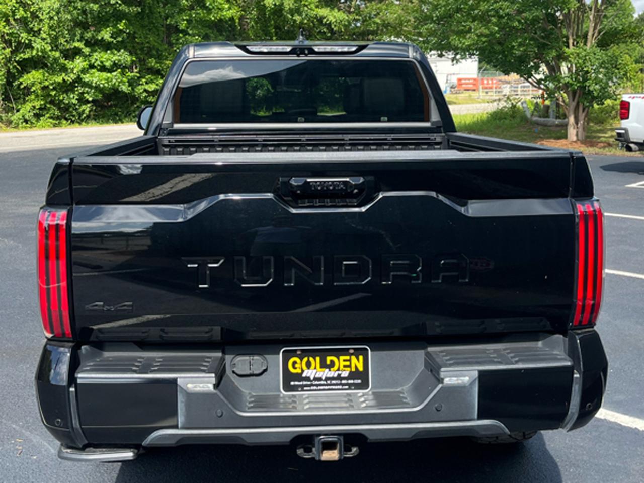 Toyota Tundra 4WD Platinum CrewMax 5.5' Bed (Natl) 2022