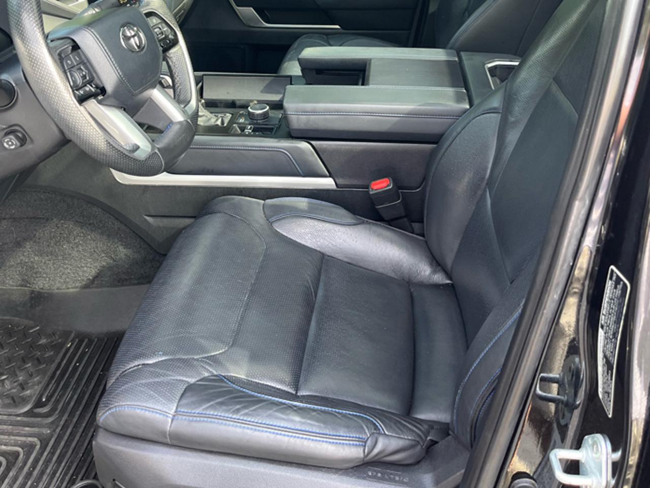 Toyota Tundra 4WD Platinum CrewMax 5.5' Bed (Natl) 2022