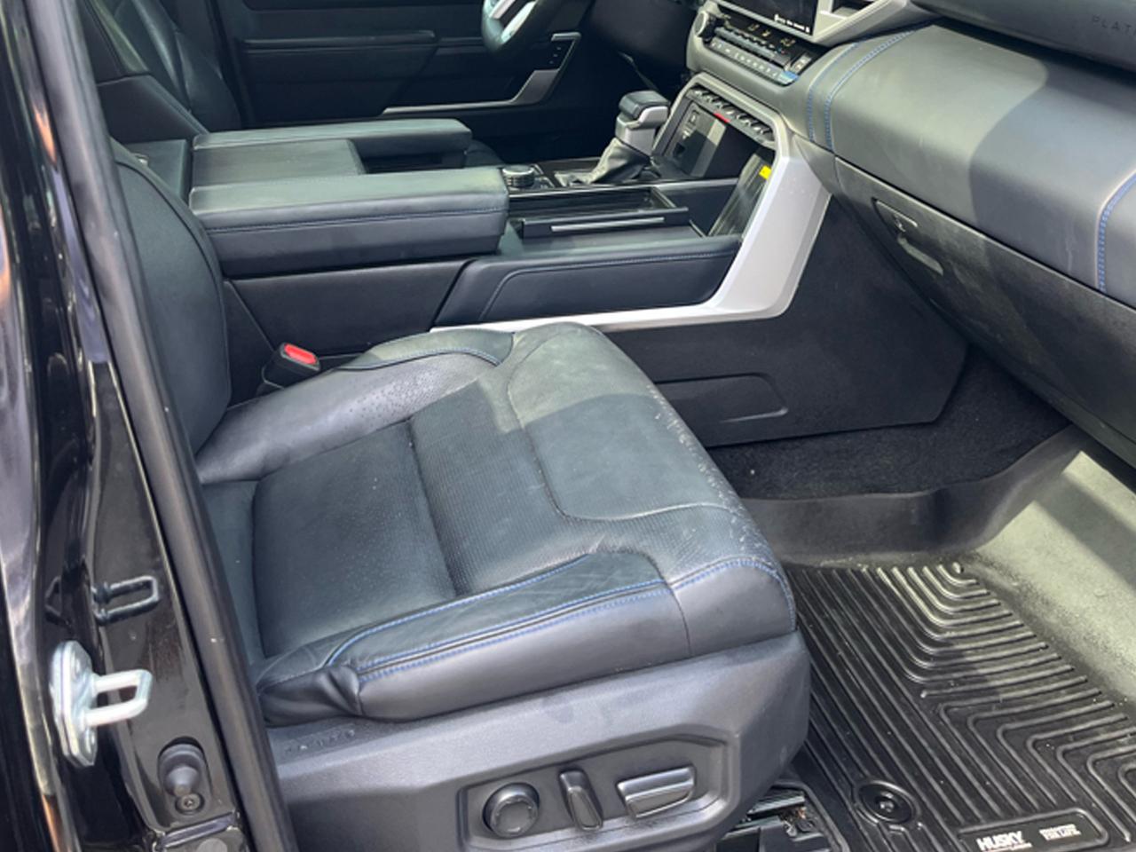 Toyota Tundra 4WD Platinum CrewMax 5.5' Bed (Natl) 2022