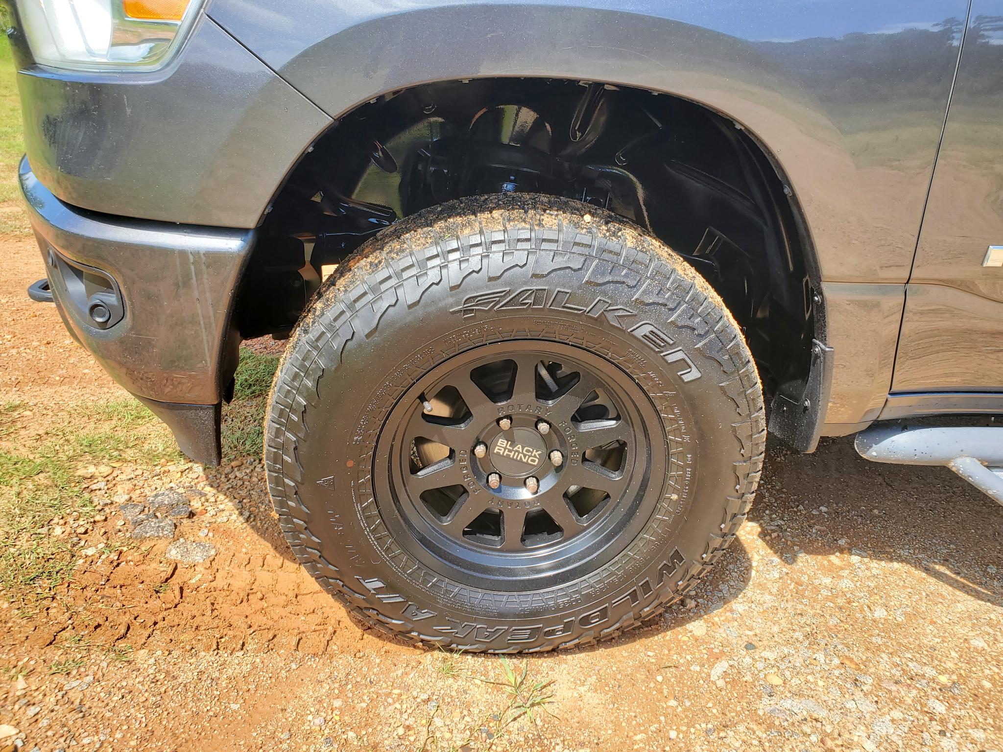 RAM 1500 Big Horn/Lone Star 4x4 Crew Cab 6'4" Box 2019