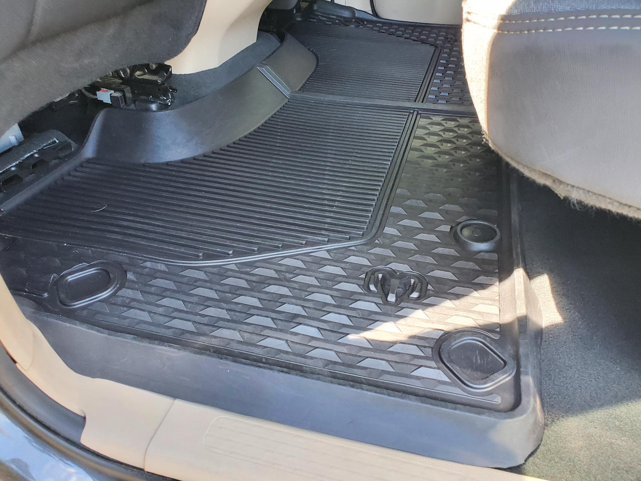 RAM 1500 Big Horn/Lone Star 4x4 Crew Cab 6'4" Box 2019