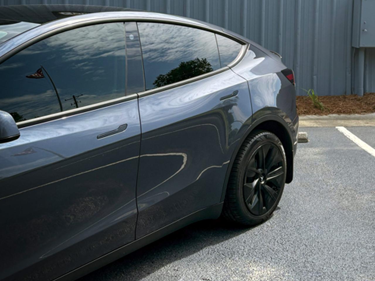 Tesla Model Y Long Range AWD 2023