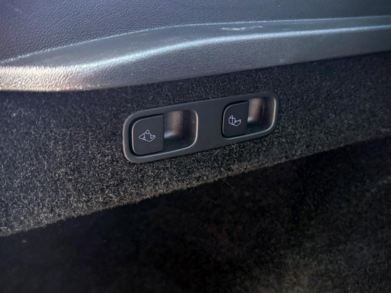 Tesla Model Y Long Range AWD 2023
