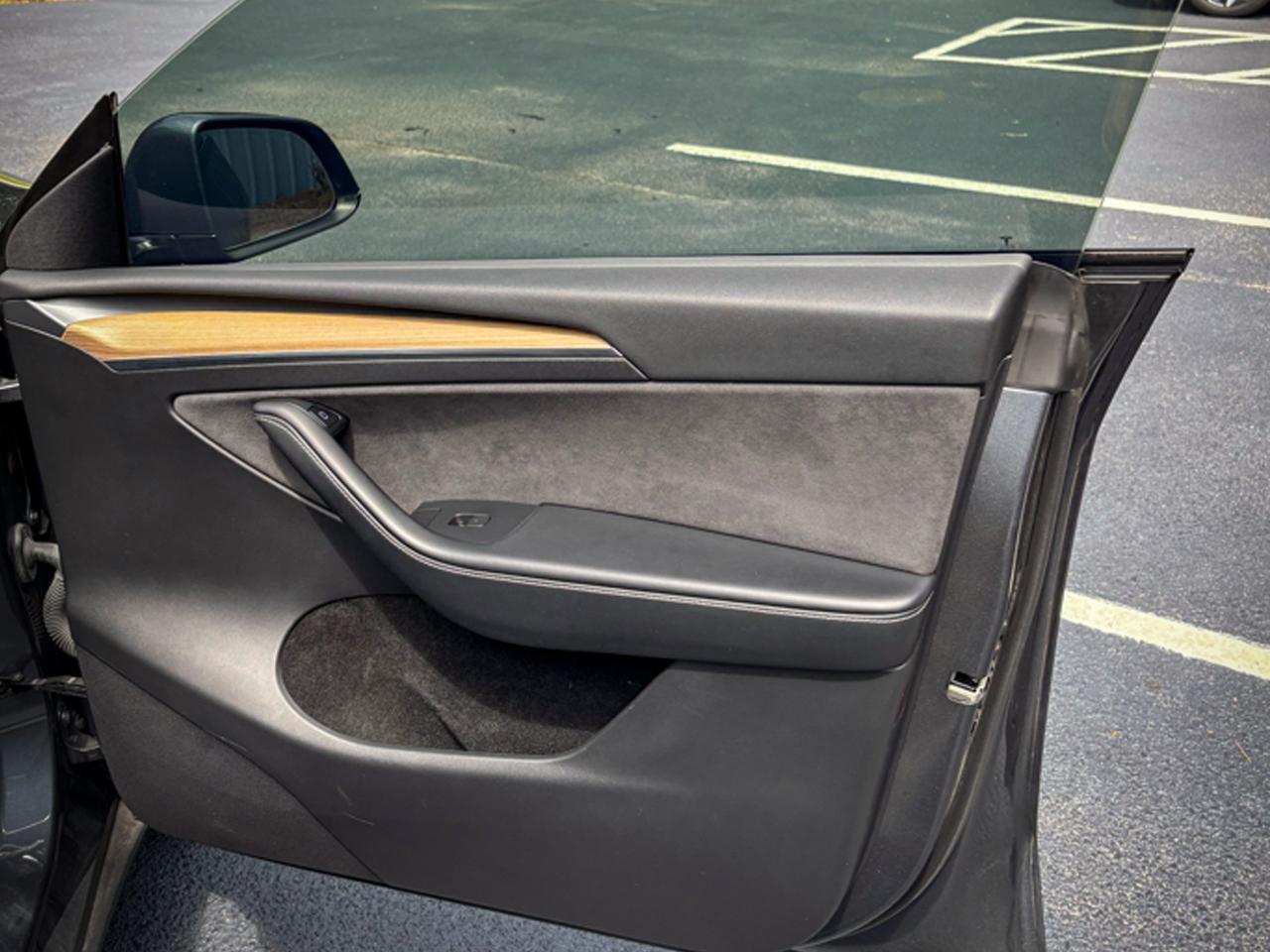 Tesla Model Y Long Range AWD 2023