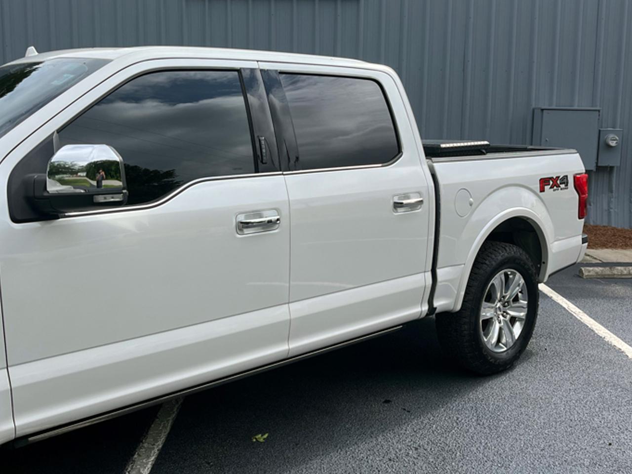 Ford F-150 4WD SuperCrew 157" Platinum 2019