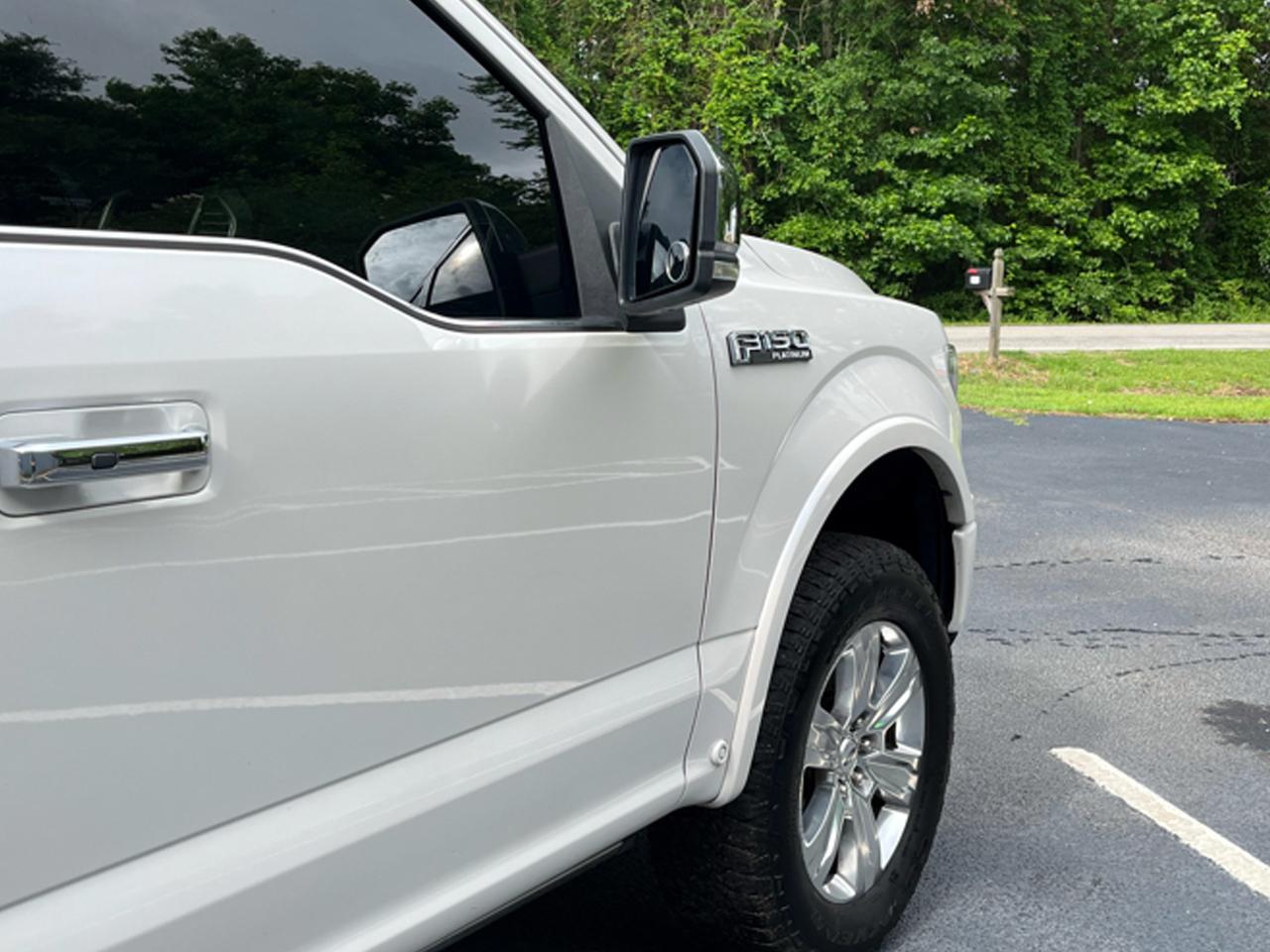 Ford F-150 4WD SuperCrew 157" Platinum 2019
