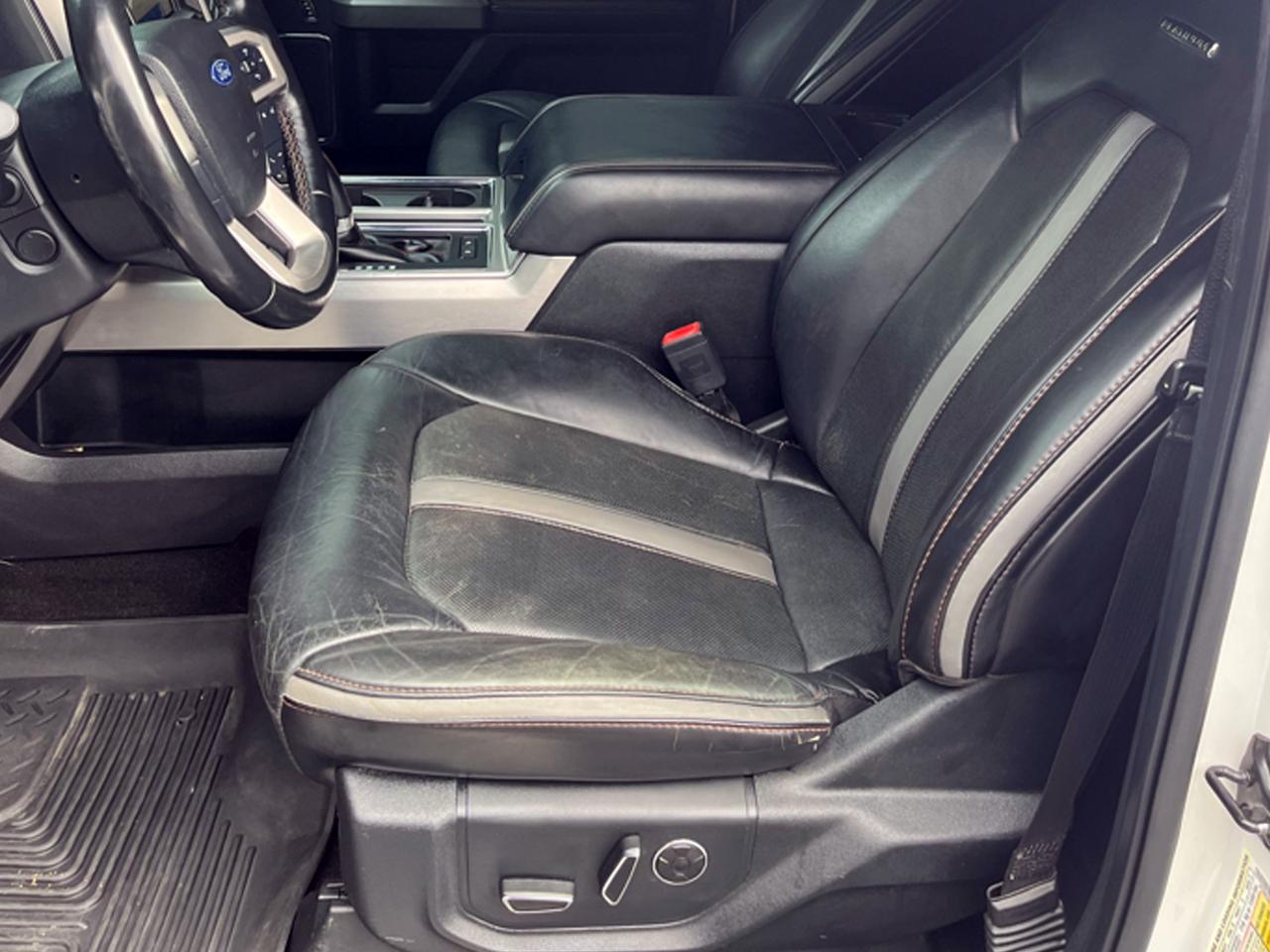 Ford F-150 4WD SuperCrew 157" Platinum 2019
