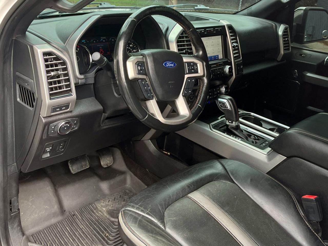 Ford F-150 4WD SuperCrew 157" Platinum 2019